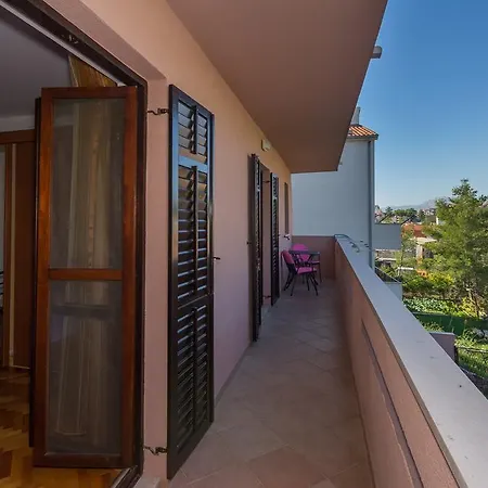 Apartment Ivo Podstrana Exterior photo